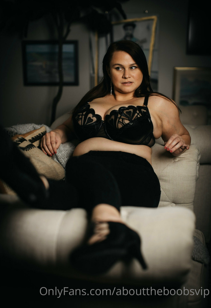 Photo by abouttheboobsvip published on November 2,2023 09:54:56 - BestThots