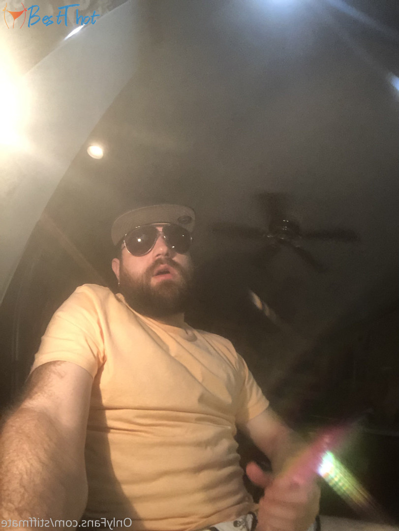 Photo by stiffmate published on December 17,2024 01:06:11 - BestThots