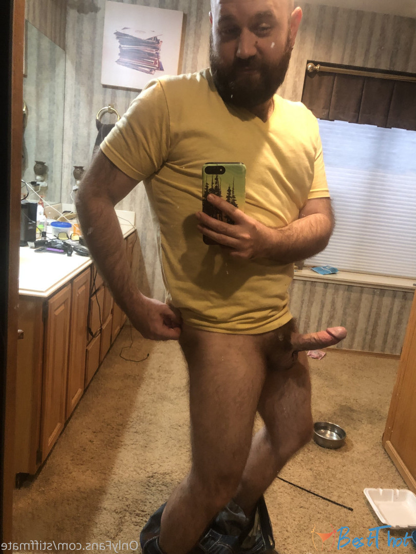 Photo by stiffmate published on December 17,2024 01:06:26 - BestThots