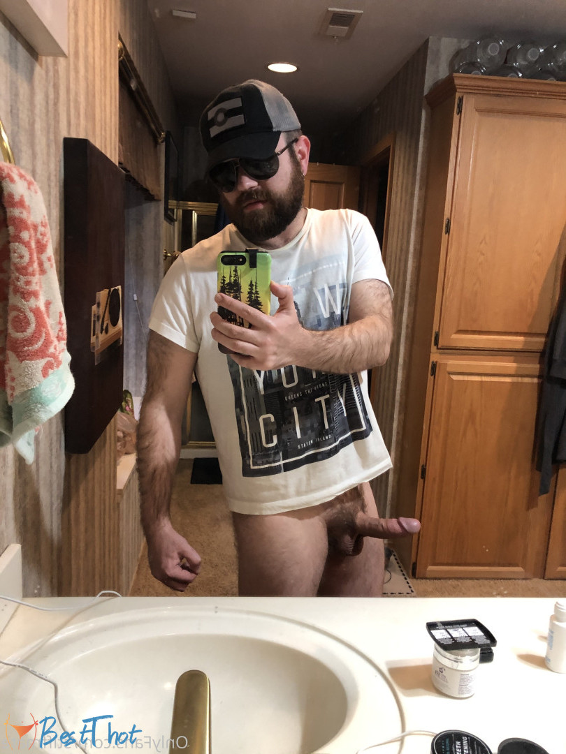 Photo by stiffmate published on December 17,2024 02:10:59 - BestThots