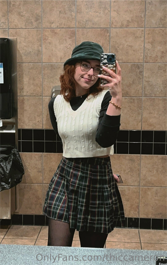 Photo by thiccameron published on October 11,2023 01:48:13 - BestThots
