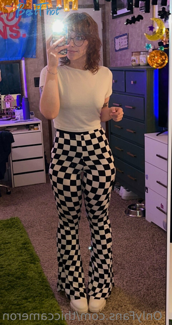 Photo by thiccameron published on December 24,2024 20:14:44 - BestThots