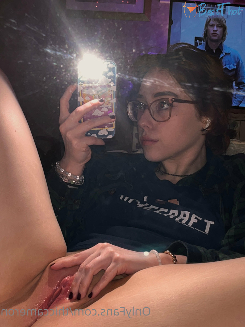 Photo by thiccameron published on December 24,2024 20:15:08 - BestThots