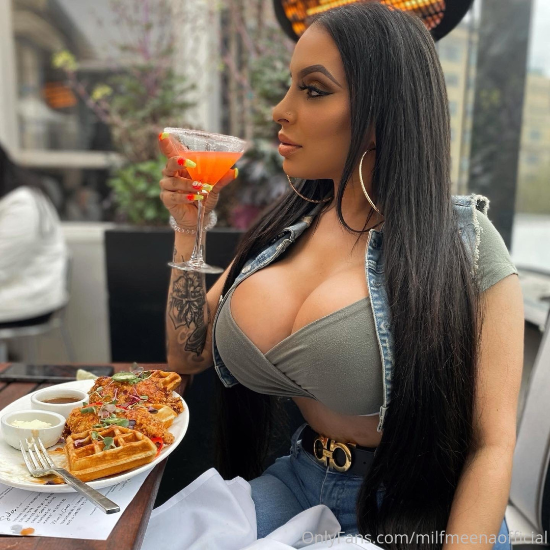 Photo by missmeenaofficial published on July 7,2023 05:56:10 - BestThots