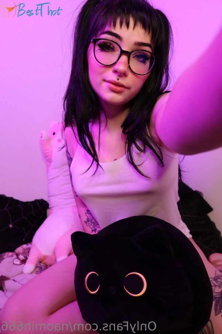 Photo by naomih666 published on December 12,2024 09:39:30 - BestThots