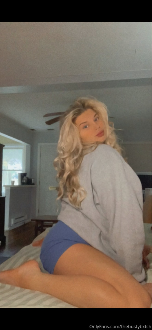 Photo by thebustybxtch published on May 17,2023 03:14:01 - BestThots