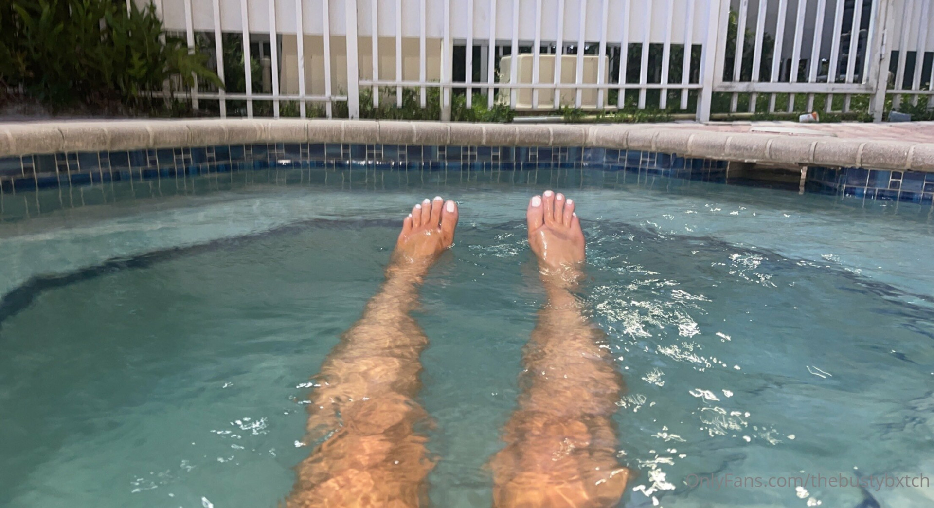 Photo by thebustybxtch published on May 17,2023 03:14:49 - BestThots