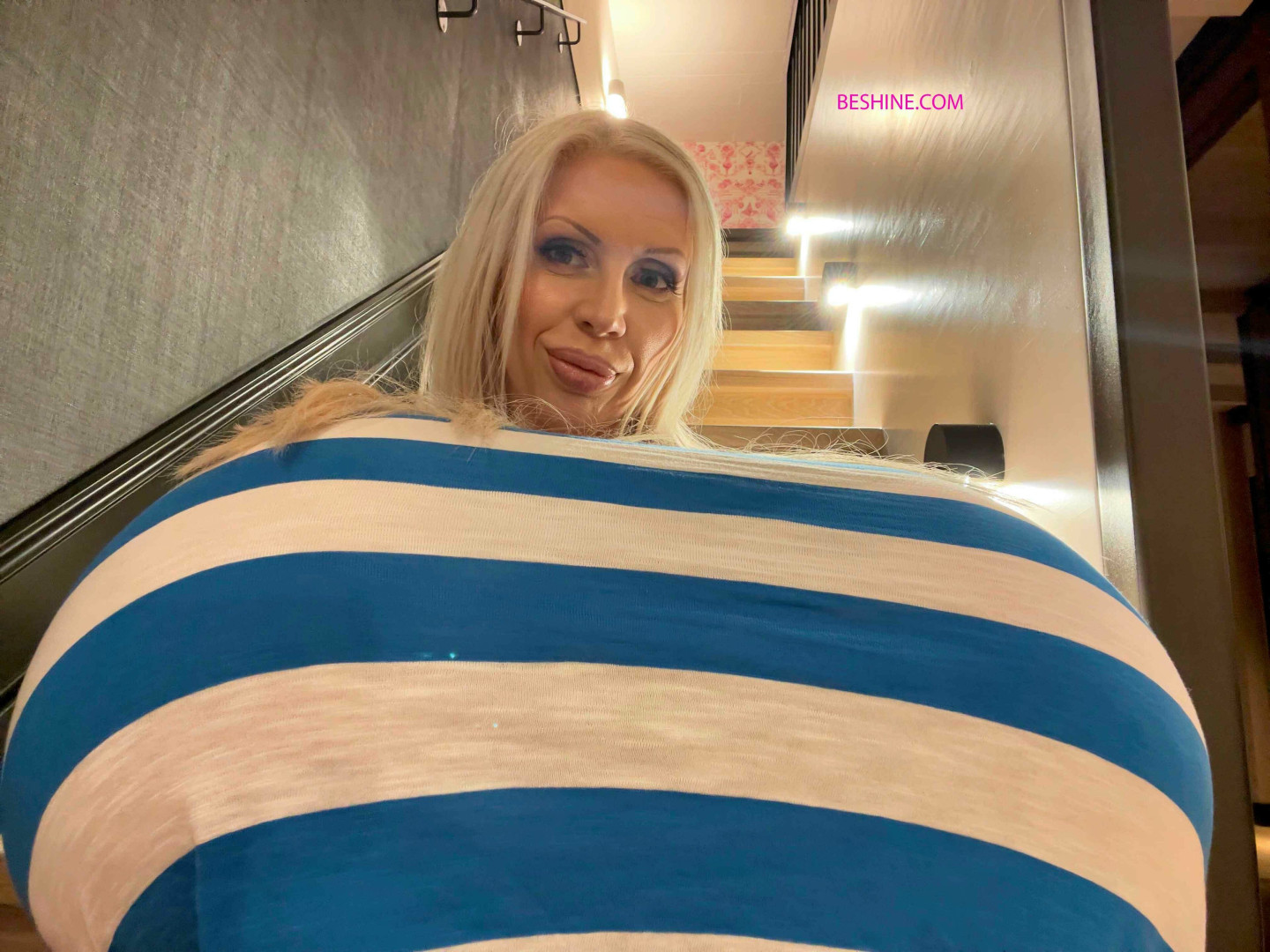 Photo by beshinedotcom published on December 10,2023 21:52:17 - BestThots