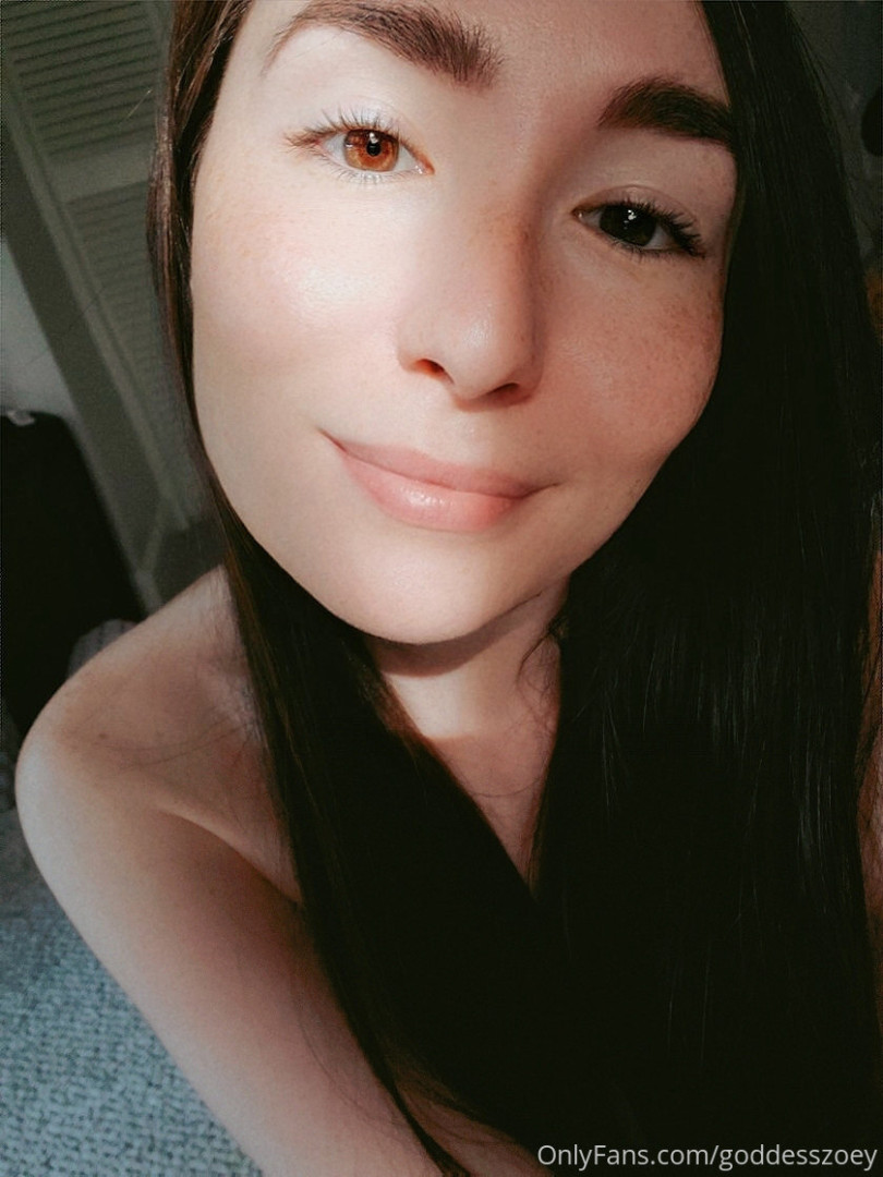 Photo by goddesszoey published on October 15,2023 05:35:14 - BestThots