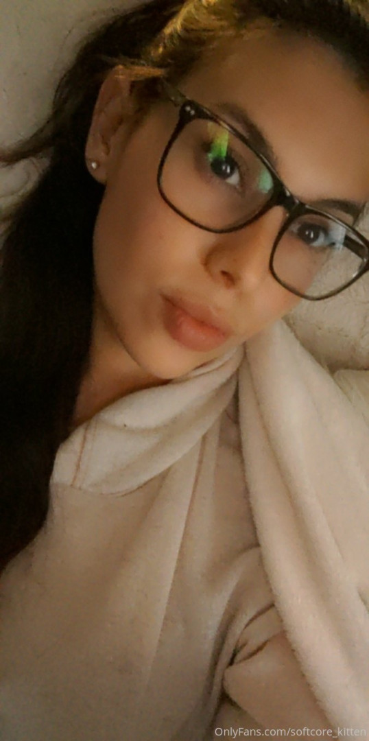 Photo by softcore_kitten published on May 17,2023 20:34:34 - BestThots