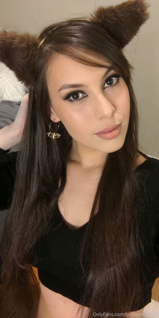 Photo by softcore_kitten published on May 17,2023 20:36:20 - BestThots