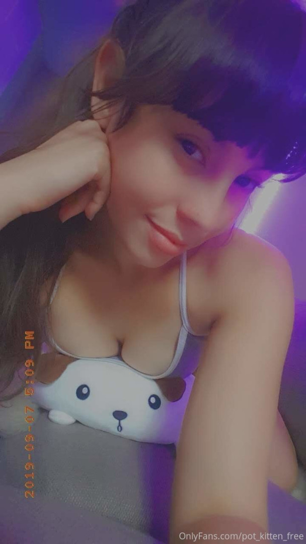 Photo by softcore_kitten published on May 17,2023 20:36:50 - BestThots