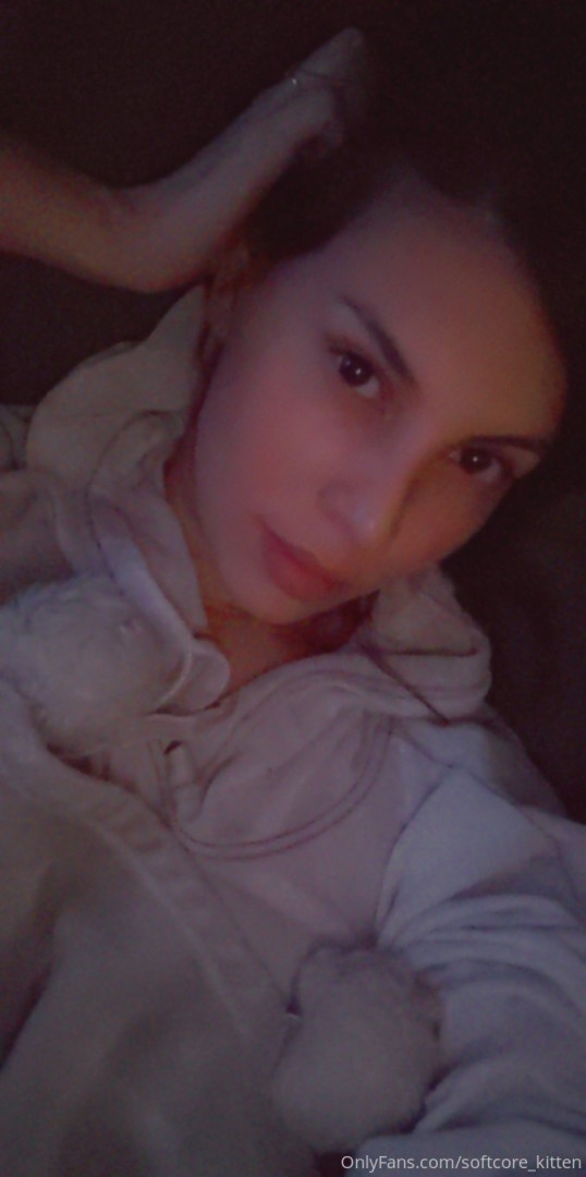 Photo by softcore_kitten published on May 17,2023 20:37:12 - BestThots