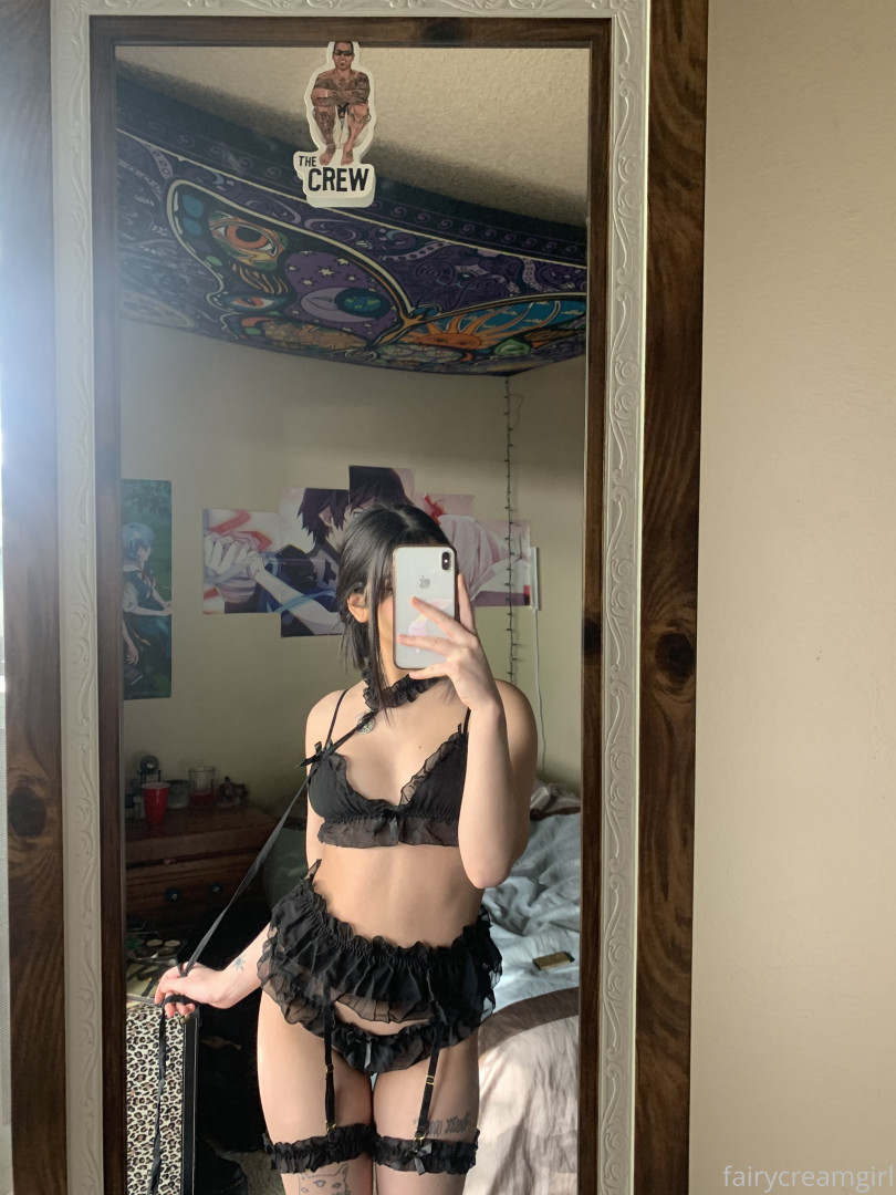 Photo by fairycreamgirl published on October 16,2023 15:48:32 - BestThots