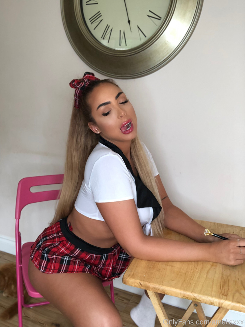 Photo by emilynudess published on July 21,2023 18:50:18 - BestThots