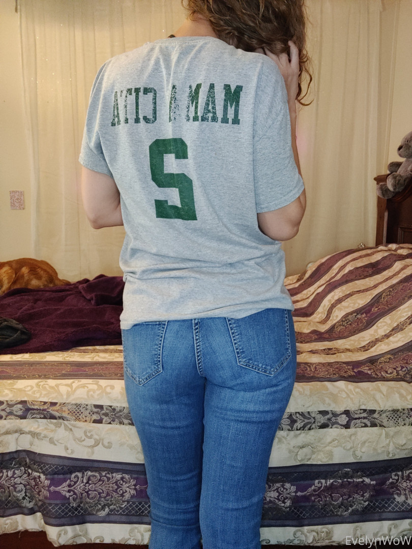 Photo by evelynwow published on June 19,2023 21:15:59 - BestThots