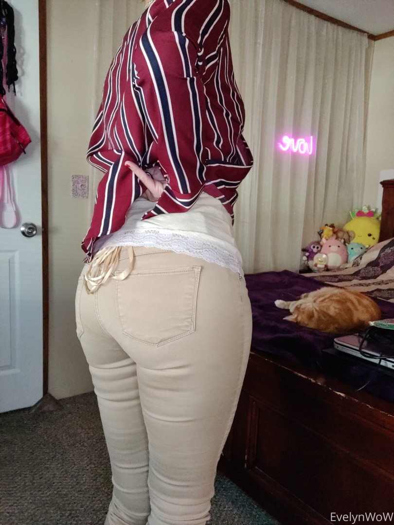 Photo by evelynwow published on June 19,2023 21:18:50 - BestThots