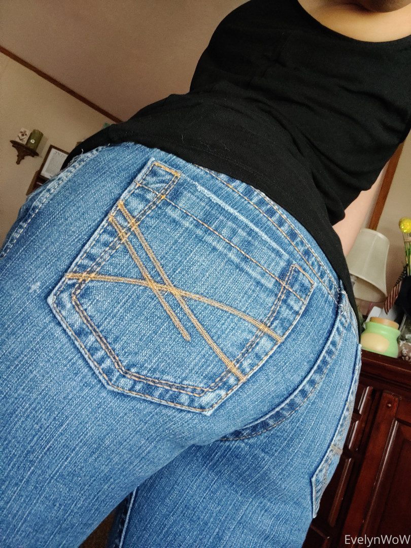 Photo by evelynwow published on June 19,2023 21:20:07 - BestThots