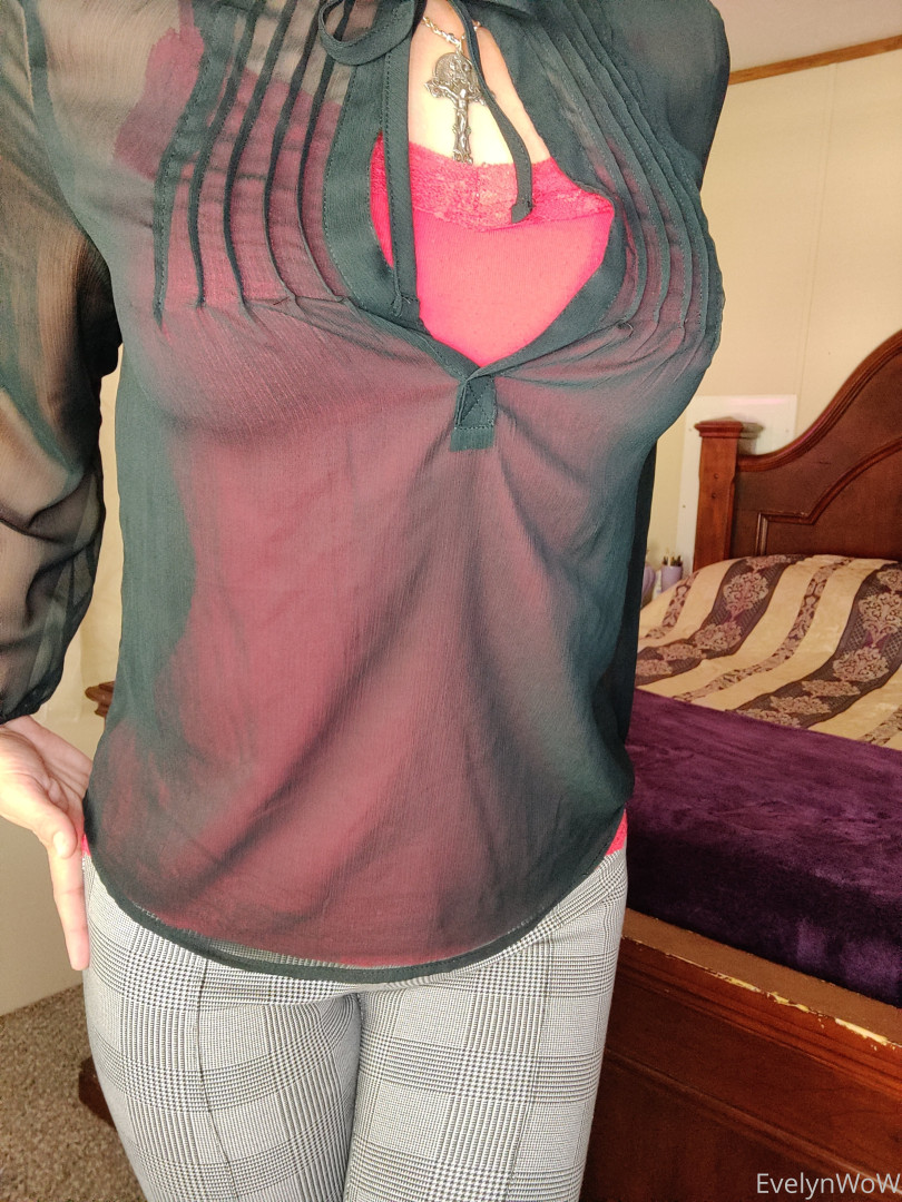 Photo by evelynwow published on June 19,2023 21:20:33 - BestThots