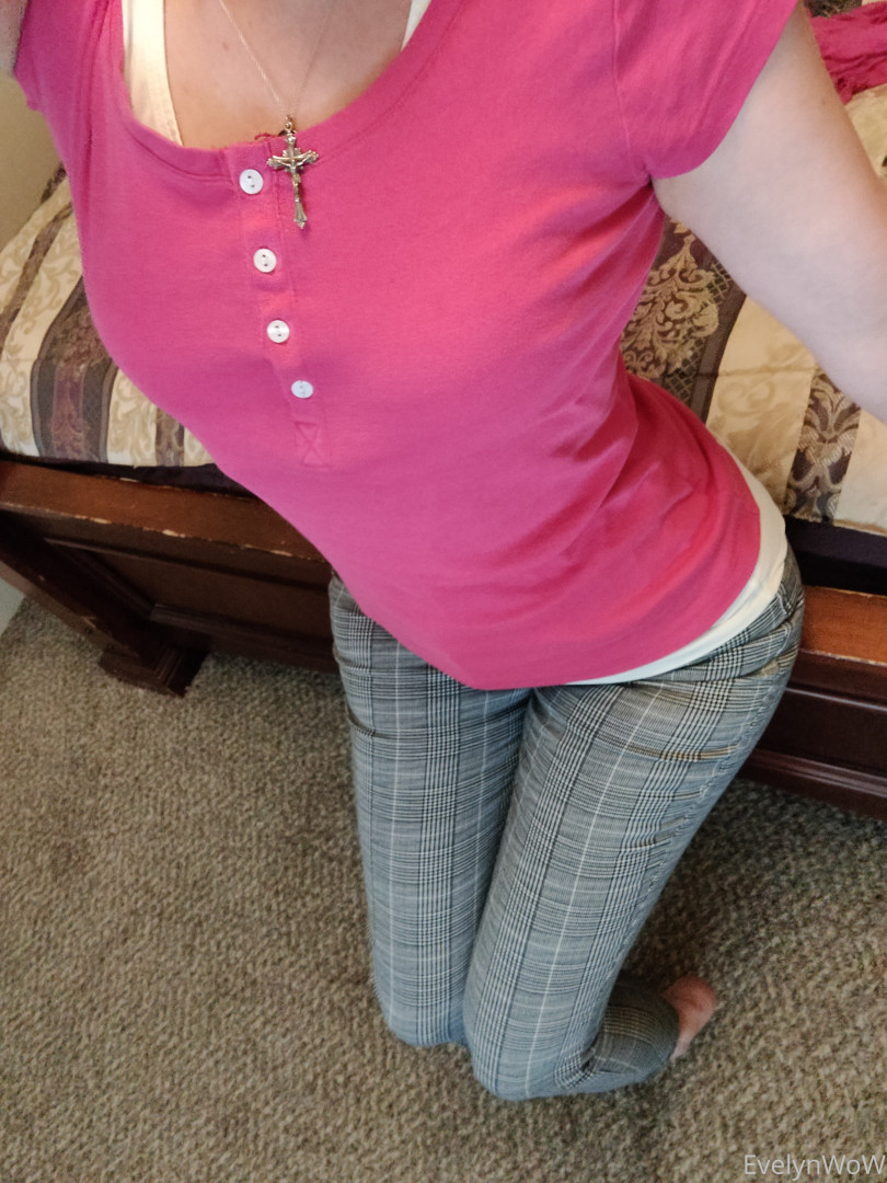 Photo by evelynwow published on June 19,2023 21:20:54 - BestThots