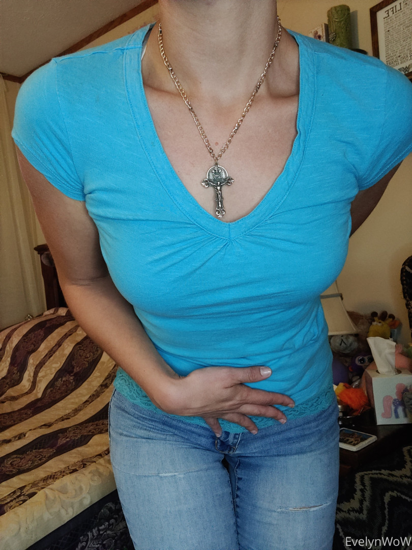 Photo by evelynwow published on June 19,2023 21:21:51 - BestThots