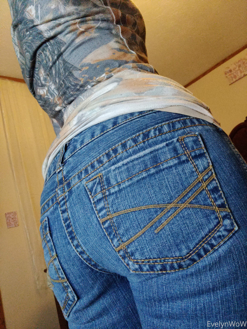 Photo by evelynwow published on June 19,2023 21:27:24 - BestThots