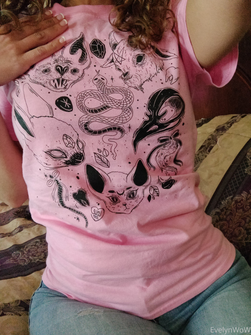 Photo by evelynwow published on June 19,2023 21:29:05 - BestThots