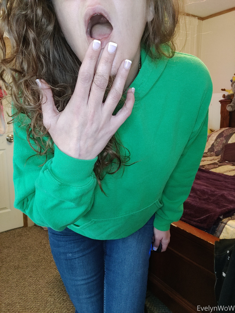 Photo by evelynwow published on June 19,2023 21:30:19 - BestThots