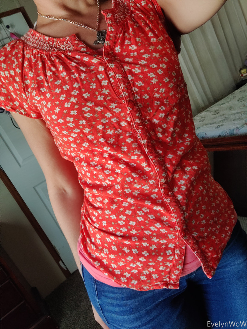 Photo by evelynwow published on June 19,2023 21:31:15 - BestThots