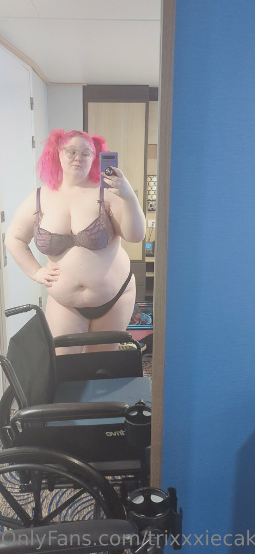 Photo by trixxxiecake published on June 1,2023 02:23:40 - BestThots