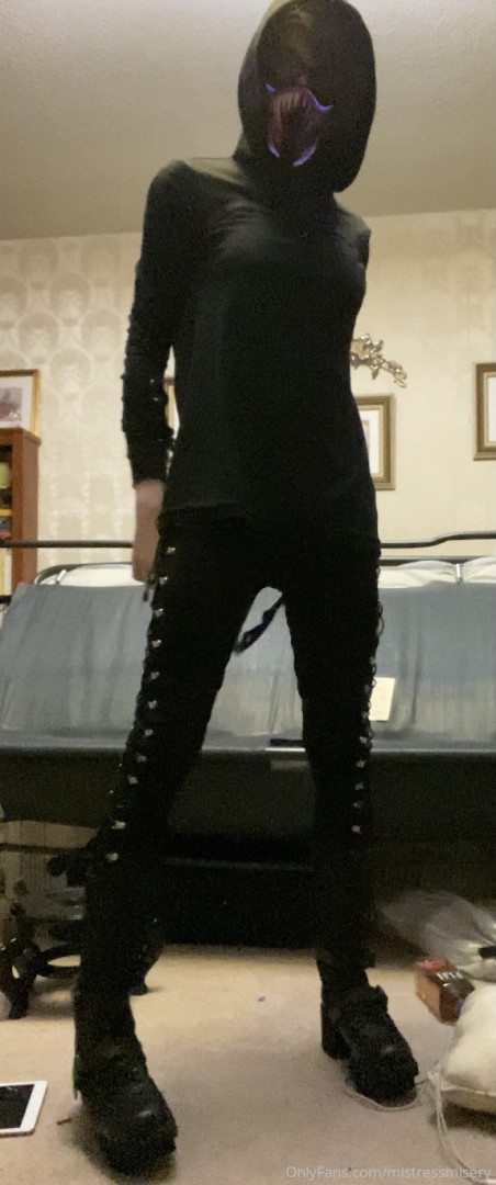 Photo by mistressmisery published on May 20,2023 21:10:42 - BestThots