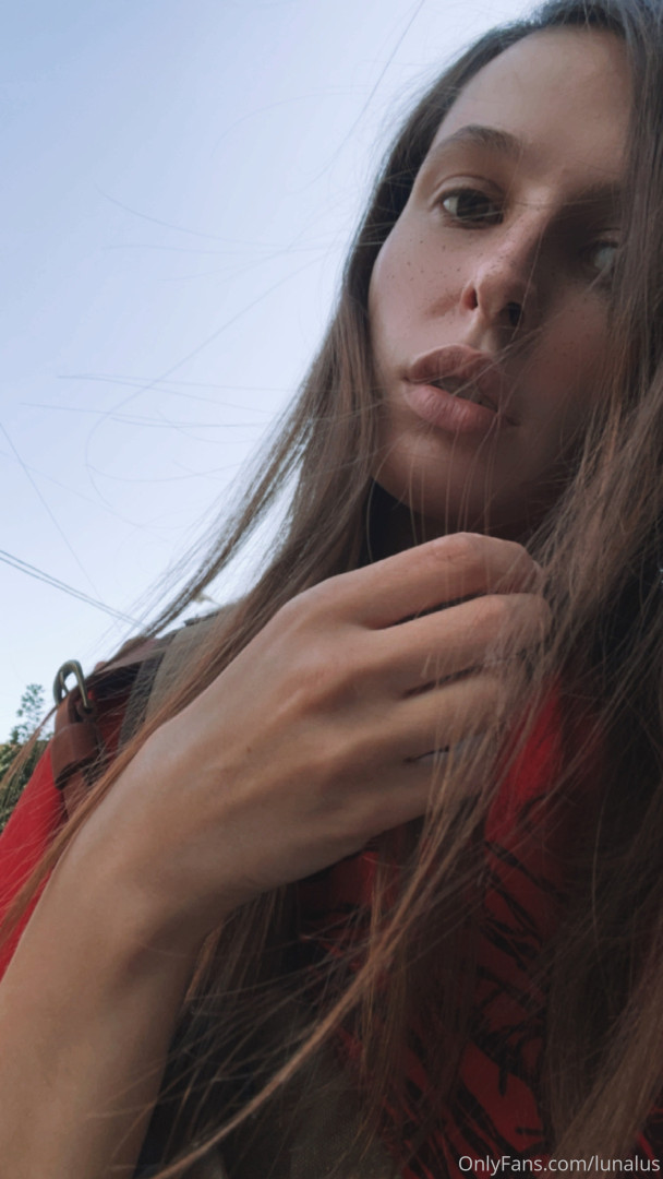 Photo by lunalus published on October 16,2023 08:29:40 - BestThots