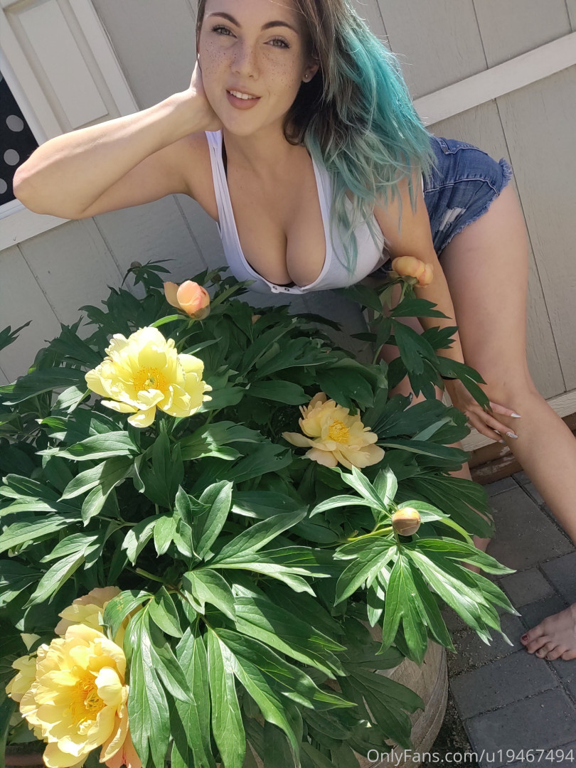 Photo by nerdydirtycosplay published on July 22,2023 21:25:22 - BestThots