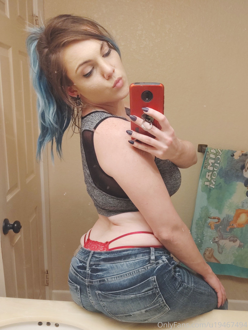 Photo by nerdydirtycosplay published on July 22,2023 21:30:03 - BestThots