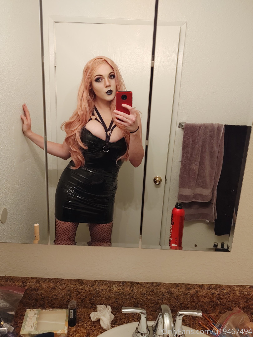 Photo by nerdydirtycosplay published on July 22,2023 21:34:55 - BestThots
