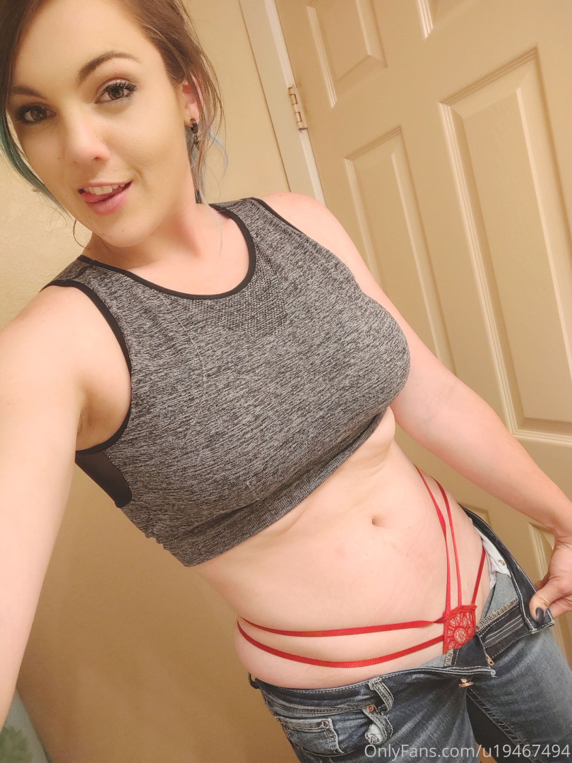 Photo by nerdydirtycosplay published on July 22,2023 22:01:43 - BestThots