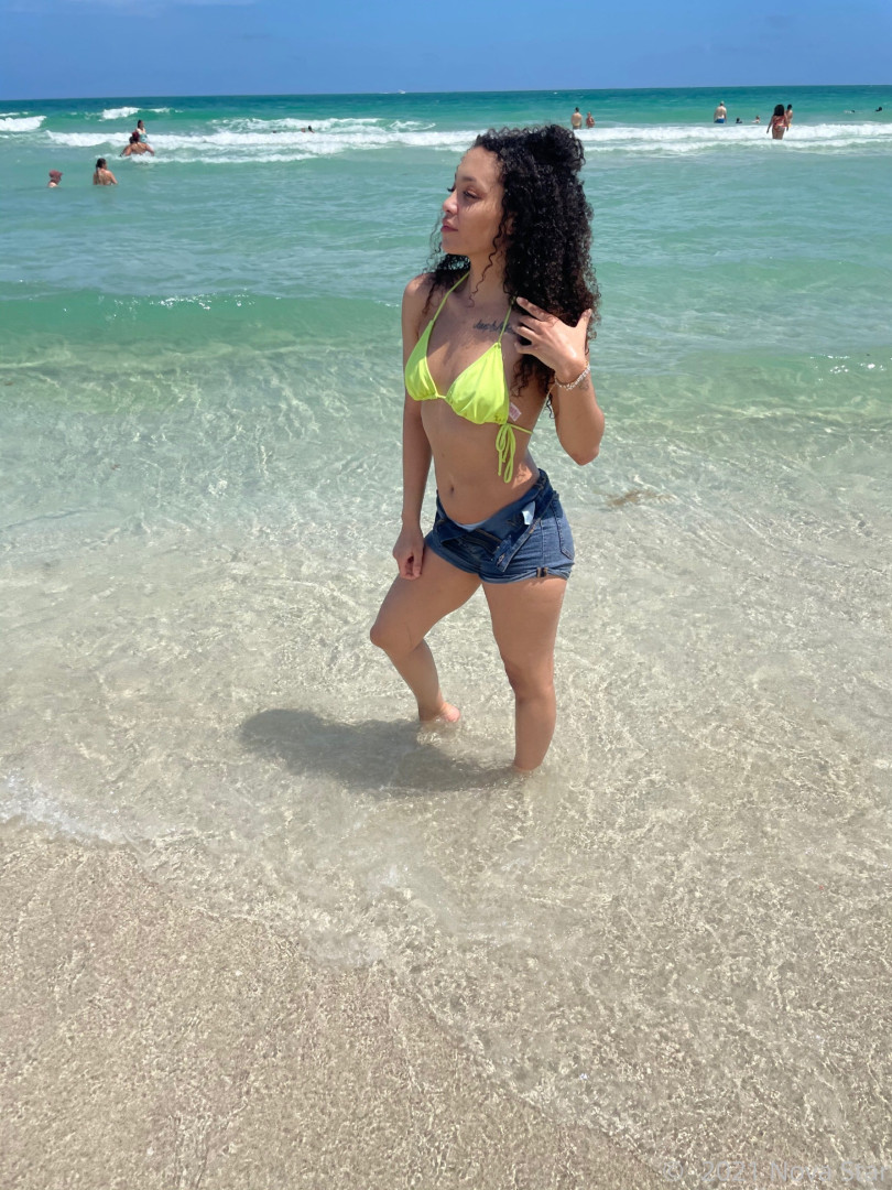 Photo by novatitsxxx published on July 18,2023 03:33:40 - BestThots