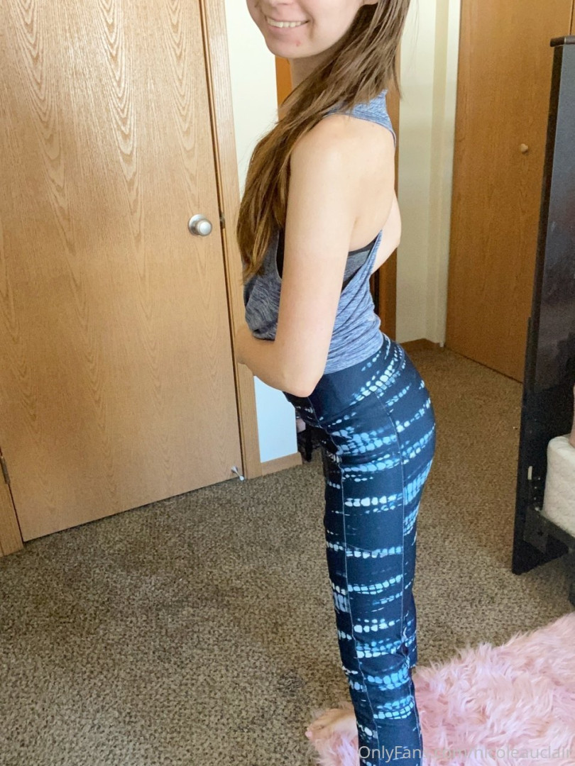 Photo by nicoleauclair published on October 16,2023 13:35:00 - BestThots