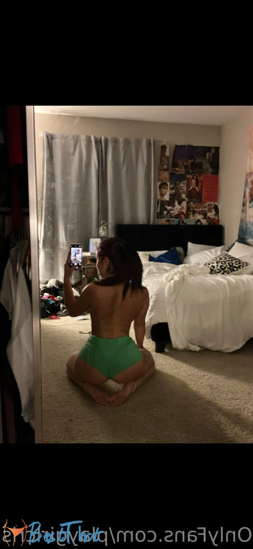 Photo by playgirlcris published on December 25,2024 12:10:40 - BestThots