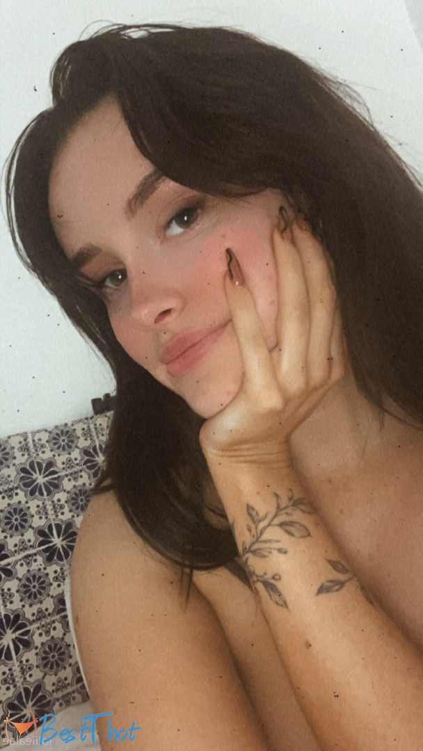 Photo by leastayspeachy published on December 16,2024 00:04:05 - BestThots