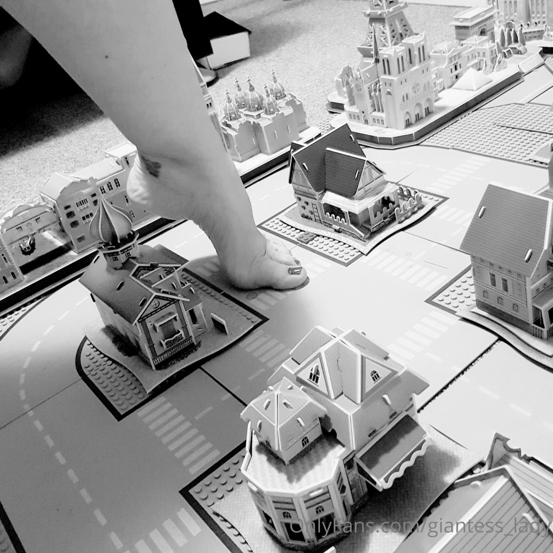 Photo by giantess_lady published on January 13,2024 11:45:08 - BestThots