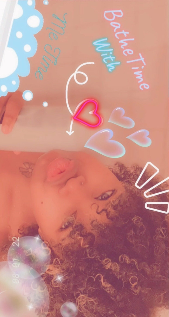 Photo by cloudyvi_ published on October 13,2023 09:08:45 - BestThots