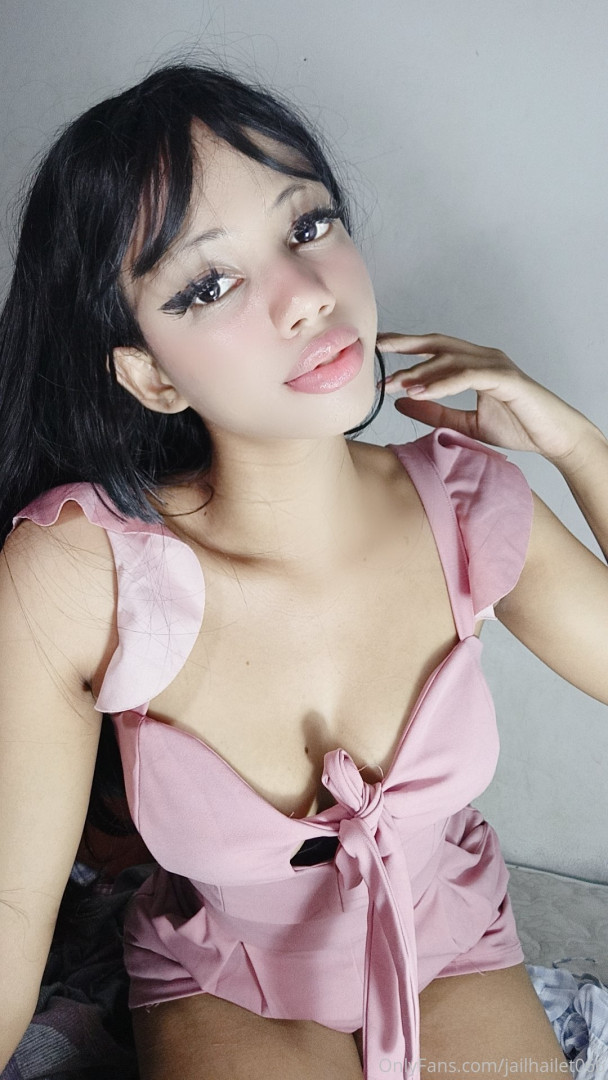 Photo by yourwaifoo published on October 16,2023 16:19:32 - BestThots