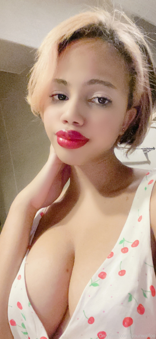 Photo by yourwaifoo published on October 16,2023 16:22:34 - BestThots