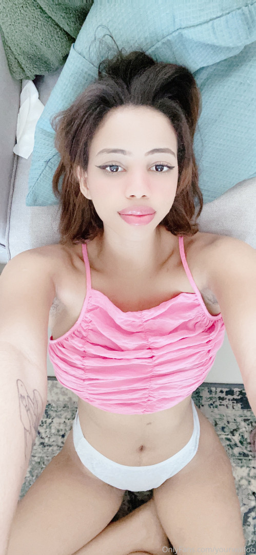 Photo by yourwaifoo published on October 16,2023 16:27:34 - BestThots