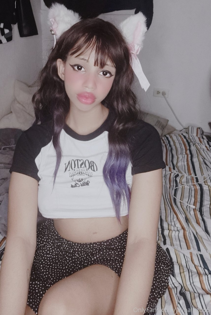 Photo by yourwaifoo published on October 16,2023 16:36:29 - BestThots