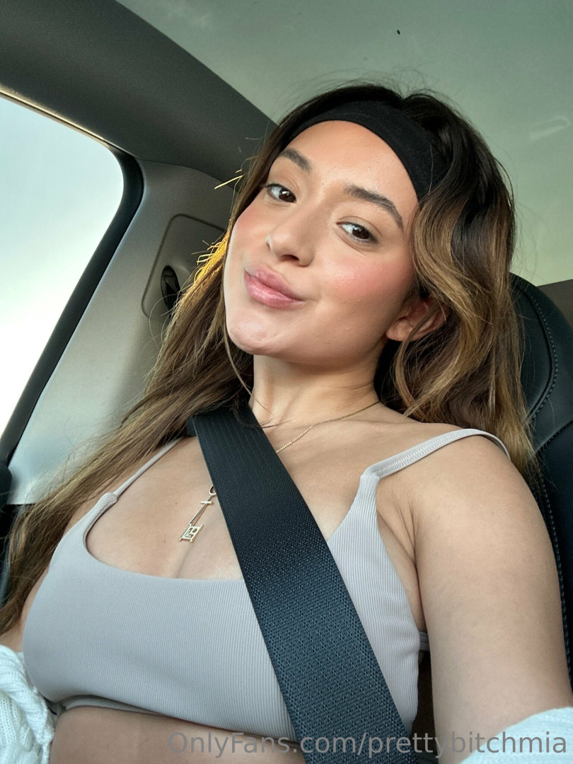 Photo by prettybitchmia published on June 6,2023 04:54:49 - BestThots