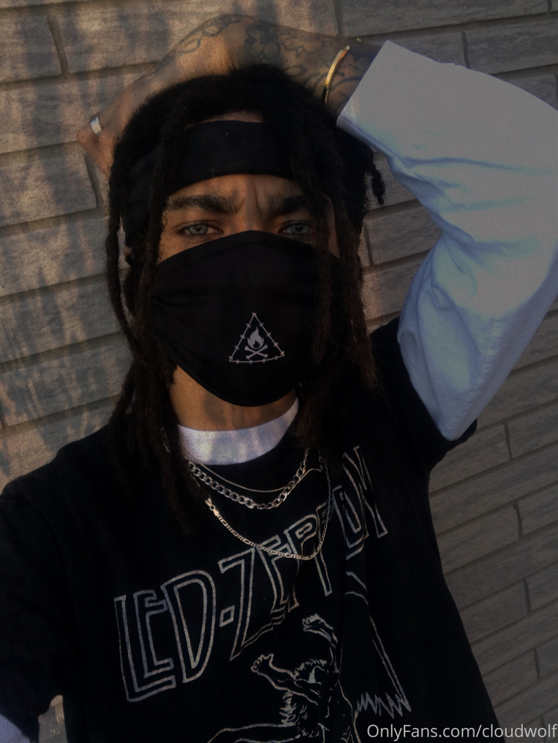 Photo by cloudwolf published on October 15,2023 17:09:48 - BestThots