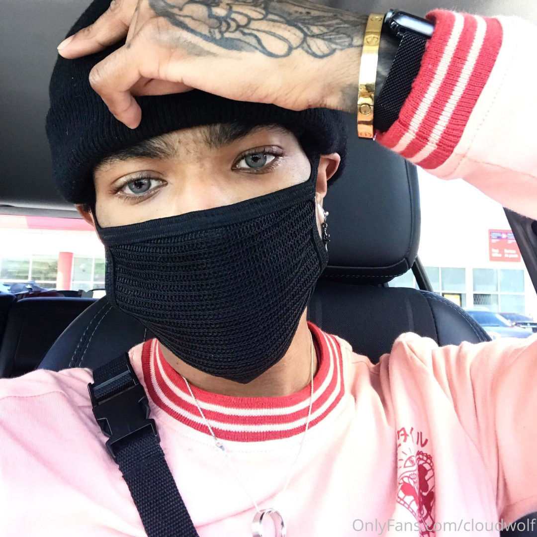 Photo by cloudwolf published on October 15,2023 19:36:42 - BestThots