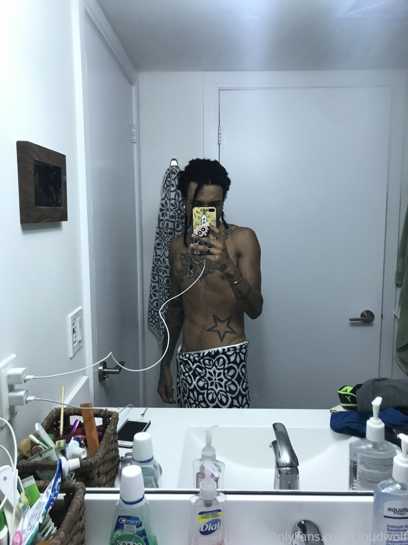 Photo by cloudwolf published on October 15,2023 20:24:42 - BestThots